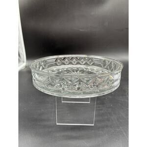 Crystal Pressed Glass 7.75" Diameter Serving / Fruit Bowl - Vintage Trinket Dish